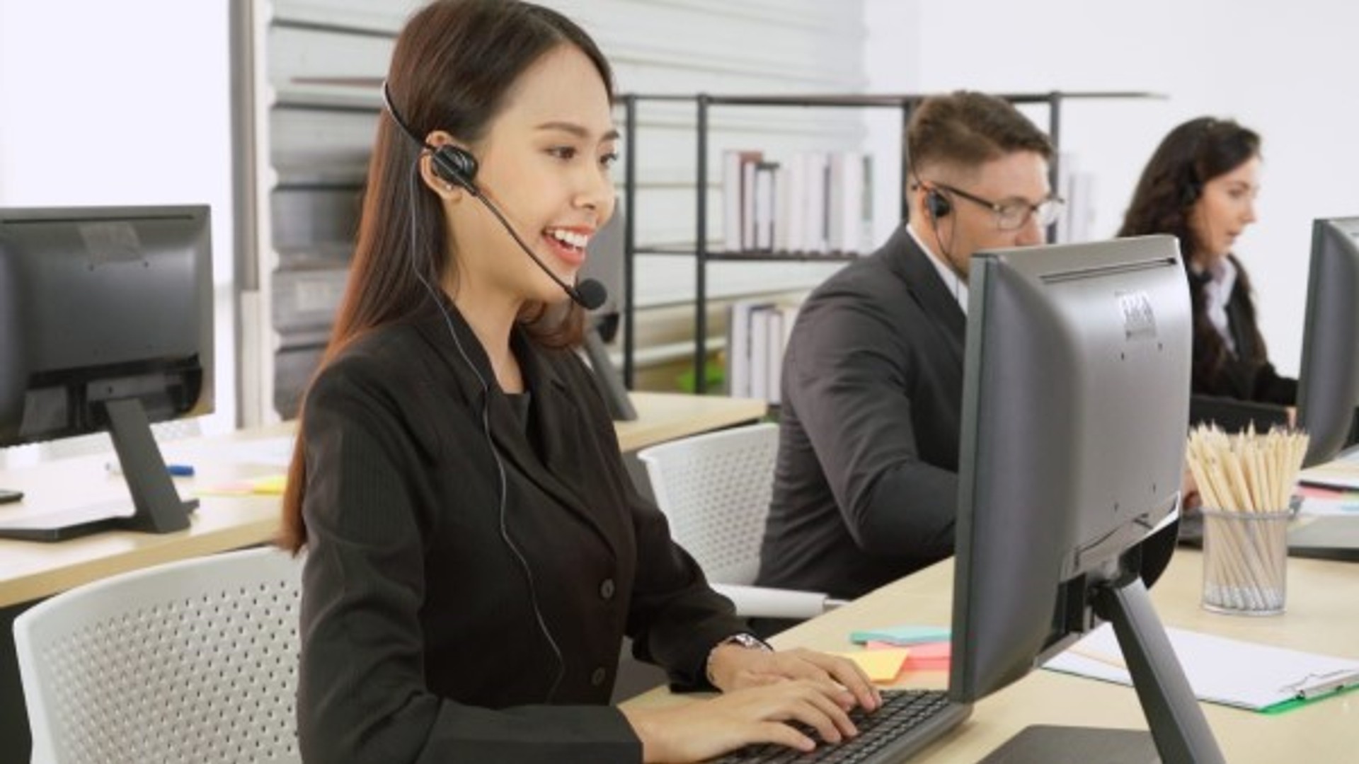 Trung tâm hỗ trợ mcw87 với đội ngũ chuyên nghiệp